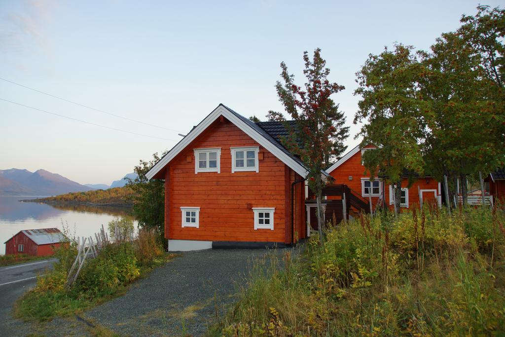 Aaroybukt Guesthouse Aroybukta Dış mekan fotoğraf